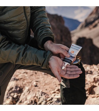 Lifesystems Слънцезащитен крем за лице Mountain SPF50 + 100ML